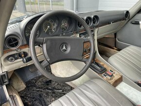 Mercedes-Benz 500 SL 1982 - Klasický kabriolet - 9