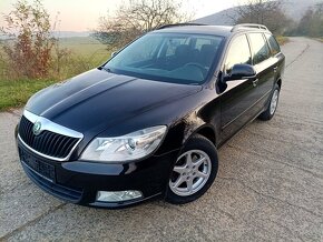 ŠKODA OCTAVIA COMBI  II 2.0 TDI CR   MODEL 2011 - 9