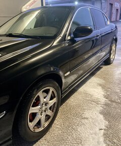 Jaguar X-Type Sedan 2.1 V6, 114 kW, Benzin - 9