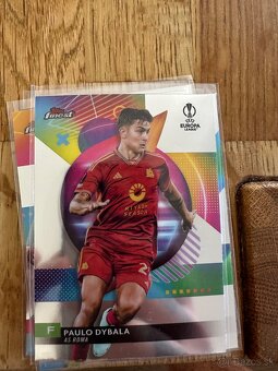 TOPPS FINEST ZBERATEĽSKÉ FUTBALOVÉ KARTY KARTIČKY - 9