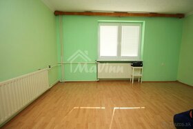 PREDAJ 7 izb DOM s pozemkom 1240 m² Partizánske - 9