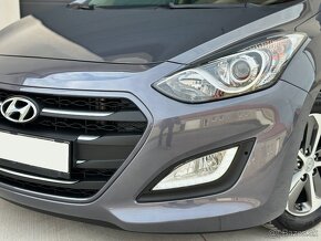 HYUNDAI I30 1.6 CRDI FAMILY / SK AUTO / 1.MAJITEĽ / NEBÚRANÉ - 9