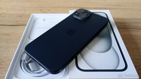 iPhone 15 128GB Black - 9