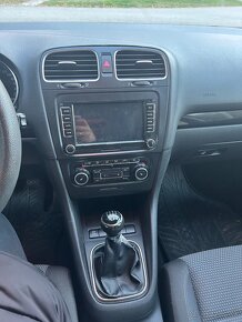 VOLKSWAGEN GOLF 6  2.0 TDI - 9