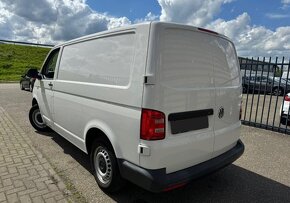 Volkswagen T6 Transporter 2.0 TDI - 9