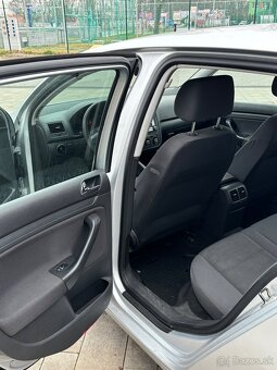 Volkswagen Golf 5 1.4 55 kW - 9