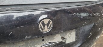 Predám kufor vw golf v vi kombi variant - 9