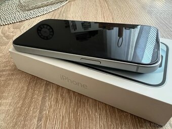 iPhone 15 128GB - 9