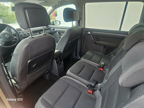 Volkswagen Touran 1.6 TDI automat - 9