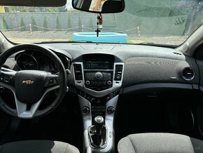 Predám Chevrolet Cruze 2.0 VCDI, 120 KW - 9