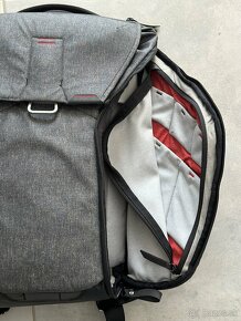 Peak Design Everyday Backpack 20L Charcoal v1 - 9