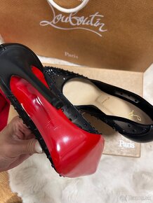 Louboutin —-130€ - 9