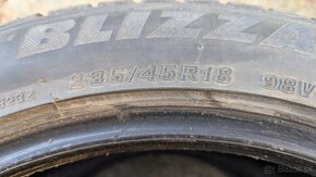 Zimne pneu 235/45R18 - 9