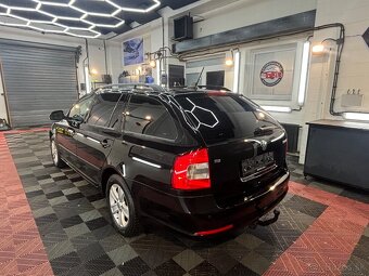 Škoda Octavia Combi 1.6 TDI CR Comfortline - 9