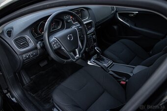 Volvo V40 T2 1.5L 122k Momentum Geartronic - 9