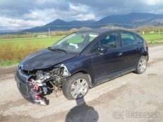 Citroen C4 1,6HDI, rozpredám na náhradné diely - 9