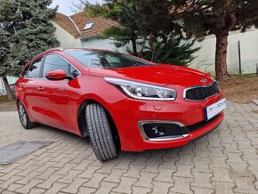 KIA Ceed SW 1.6 CRDi VGT 136k Automat Platinum (diesel) - 9