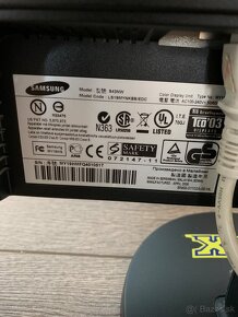 Monitor Samsung - 9