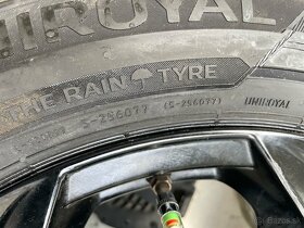 Vivaro Trafic Primastar 215/60R17 C - 9