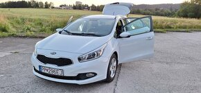 Kia Ceed SW 2013 1.6 benzin M6 - 9