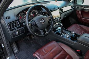 Volkswagen Touareg VW 3.0 TDIExclusive , 4X4, Automat - 9