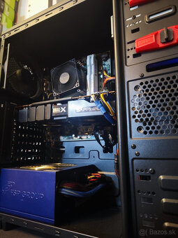 Intel Core i5-2500k, R9 280x, 16GB RAM, SSD - 9