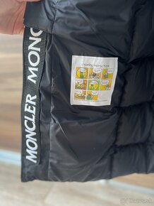 Moncler zimná bunda s visačkou - 9