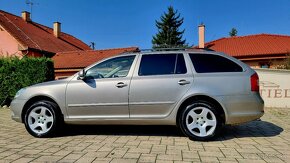 ŠKODA OCTAVIA COMBI II 4×4 1.9 TDI 77KW FACELIFT ELEGANCE - 9