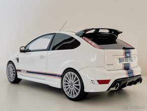 1:18 Ford Focus RS - 9