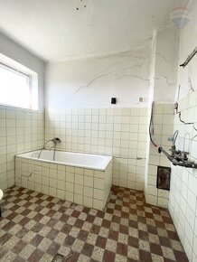 Na predaj:starší rodinný dom, 1190m2 pozemok, Malá Paka - 9