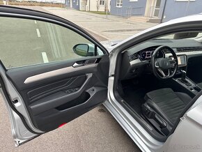 Volkswagen Passat Variant 2.0 TDI EVO EXECUTIVE DSG - 9