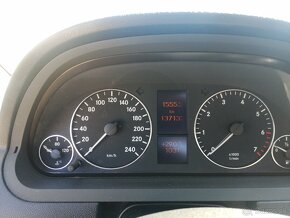 Mercedes A 150 - 9