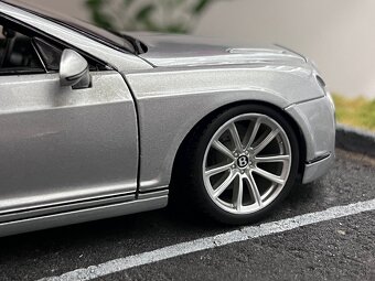 1:18 BENTLEY Continental Supersport Cabrio - Bburago - 9