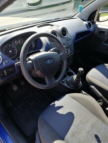 Ford Fiesta 1,25 benzín - 9