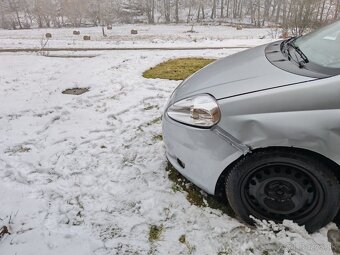 Predám Fiat grande Punto 1.9 jtd - 9