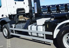 9002 - Mercedes-Benz AROCS 2645 - 6x4 - Nosič kontejnerů – E - 9