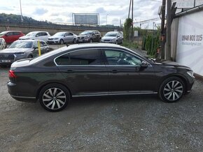 Volkswagen Passat 2.0 TDI 190k BMT Highline 4MOTION DSG Busi - 9