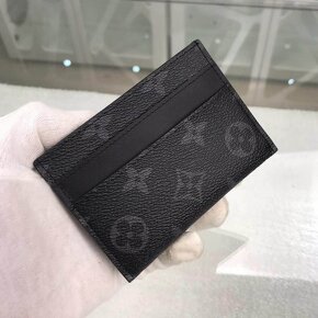 Čierne puzdro na karty s monogramom Louis Vuitton - 9