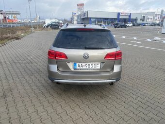 Volkswagen Passat Alltrack B7 2.0 TDI DSG 4X4 - 9