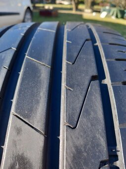 235/45 r17 letné pneumatiky - 9