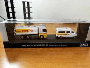 MERCEDES BENZ Sprinter + Actors Shell 1:72 model - 9