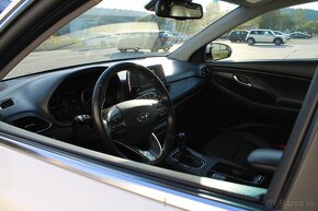 Hyundai i30 1.6 Diesel Automat - 9