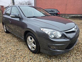 Hyundai i30 1.4i CVVT Facelift 2011 110 000km 1. Majiteľ - 9