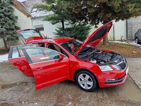 Škoda Octavia Combi III 1.6 TDi 116K DSG Style EU6 (diesel) - 9