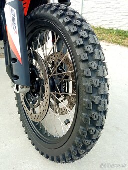 KTM 890 ADVENTURE R - 9