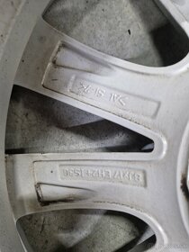Sada zimných pneumatík s diskami OE BMW - 9