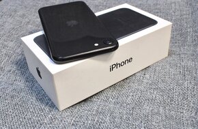 iPhone SE 2020 64GB (2. generácie) plne funkčný - 9