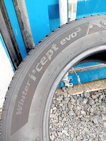 2ks 225/60R17 zanovné zimné Hankook - 9