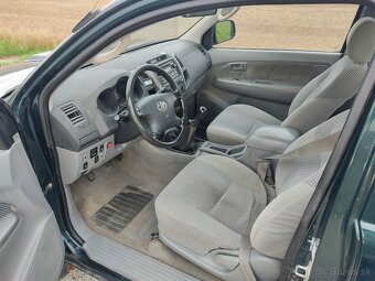 Toyota Hilux 4x4, Extra Cab, 2,4 D-4D, rv.2008 - 9