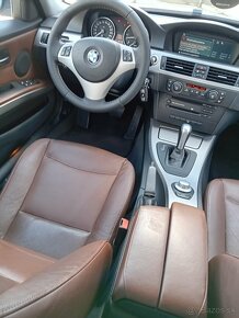 BMW Rad 3 Touring 330 d xDrive A/T - 9